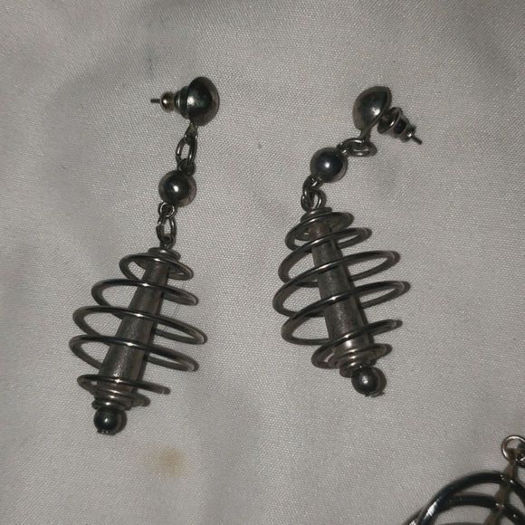 Vintage 80s Metal Earrings Hoops, Spiral Sphere , Fish 3/$25 - Picture 4 of 7